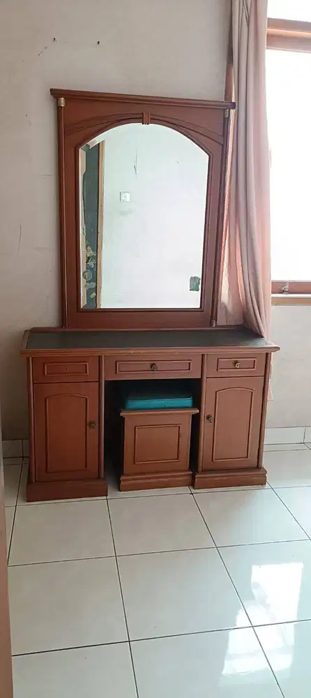 Furniture second masih layak pakai