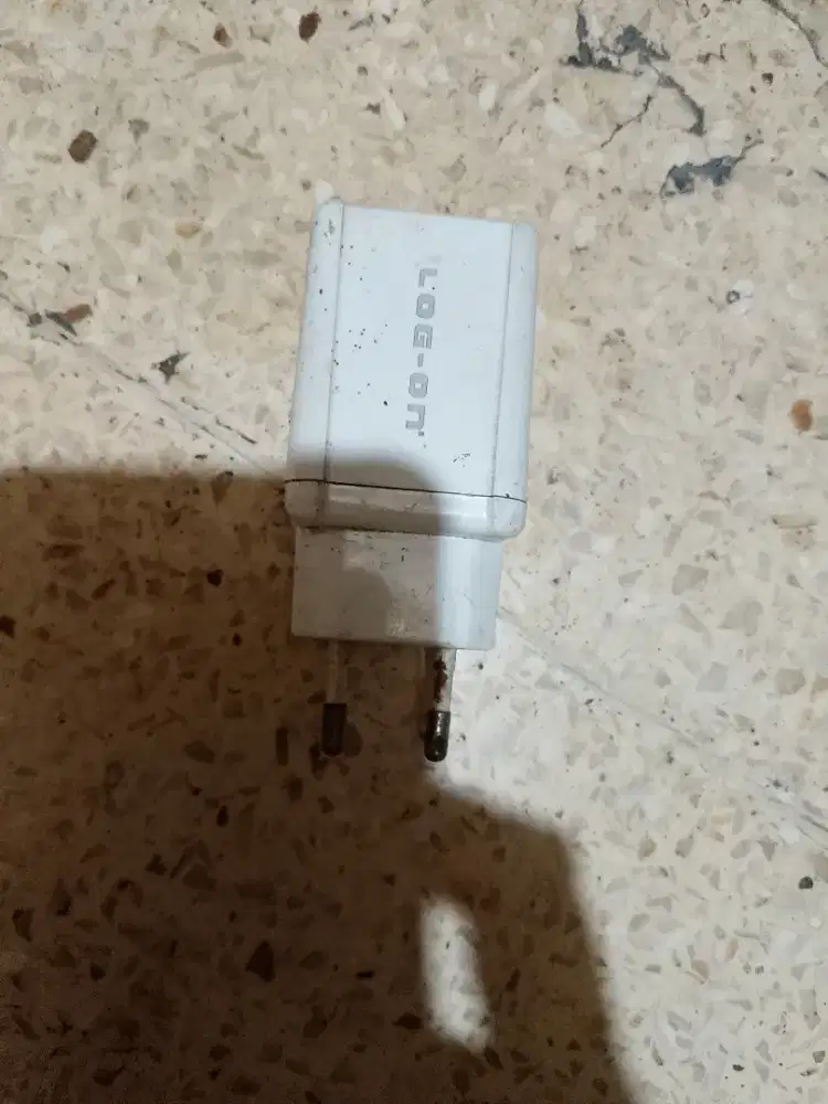 Charger ori fast charging