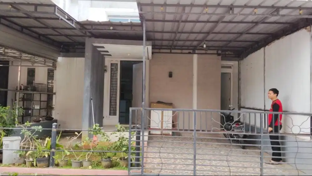 Rumah strategis dan bebas banjir