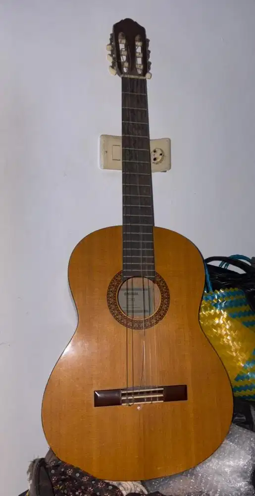 DIJUAL CEPAT BU!! GITAR YAMAHA C315