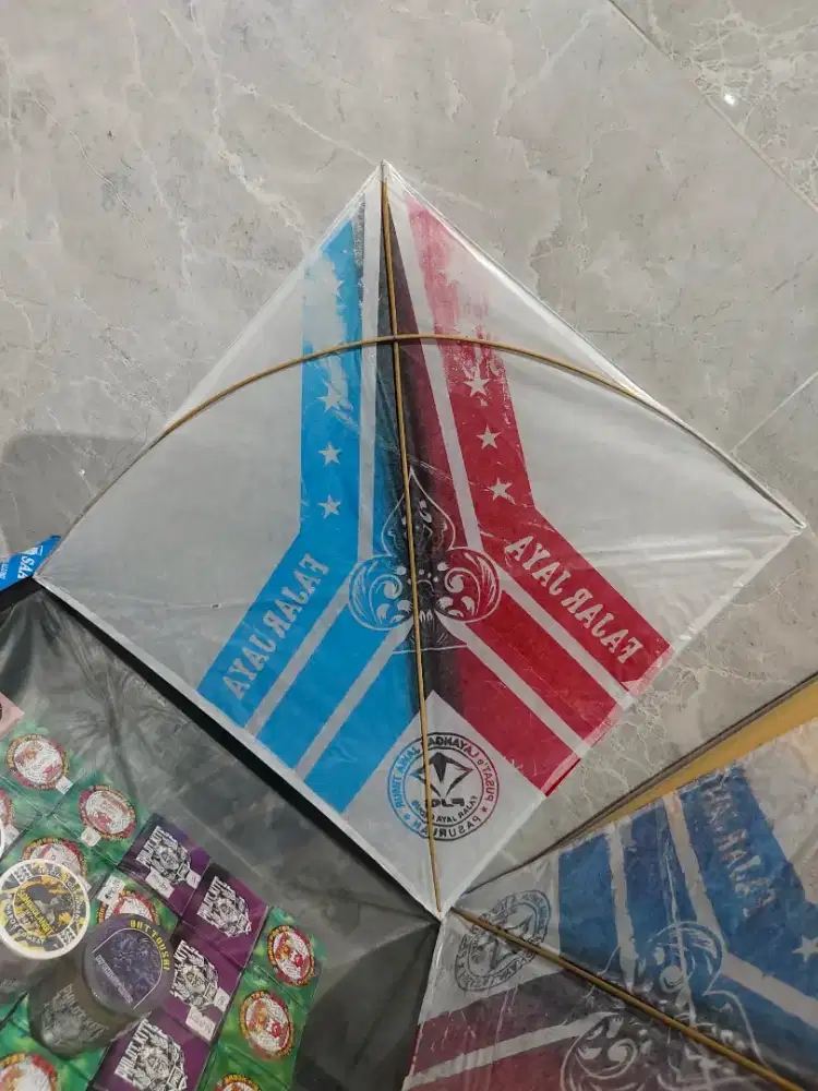 Layangan sukoi grosir 100pcs