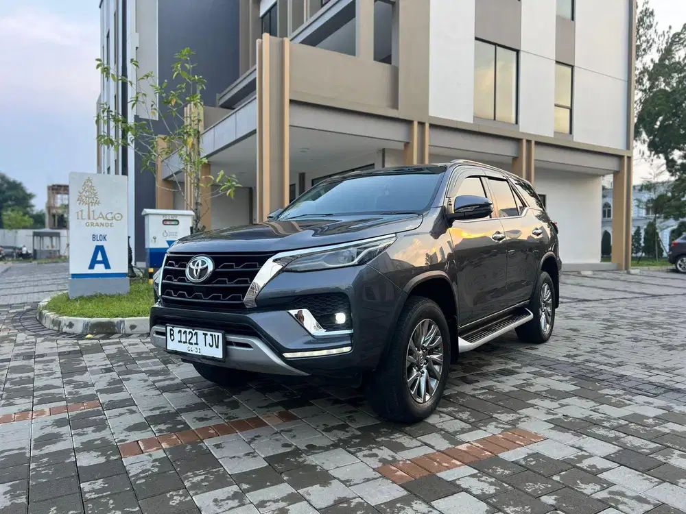 (Pajak Panjang 1thn) Toyota Fortuner VRZ 2.4 Diesel AT 2021