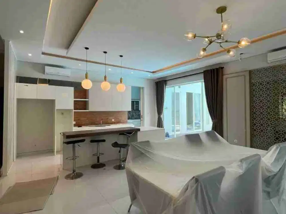 JUAL/SEWA RUMAH FURNISH CITRALAND BUKIT GOLF 3 LANTAI ADA KOLAM RENANG