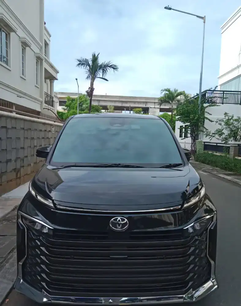 Toyota Voxy New Model Antik