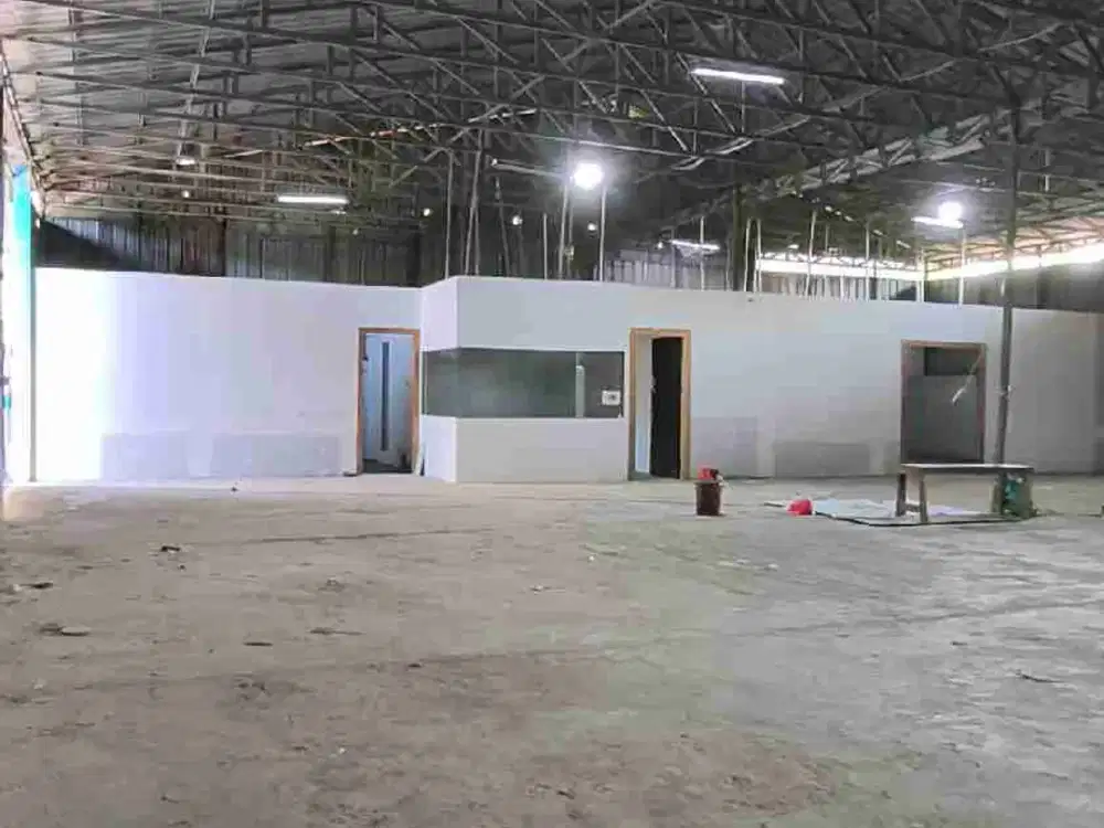 Gudang luas disewa di belakang Bandara  Soeta , Teluk Naga, Tangerang