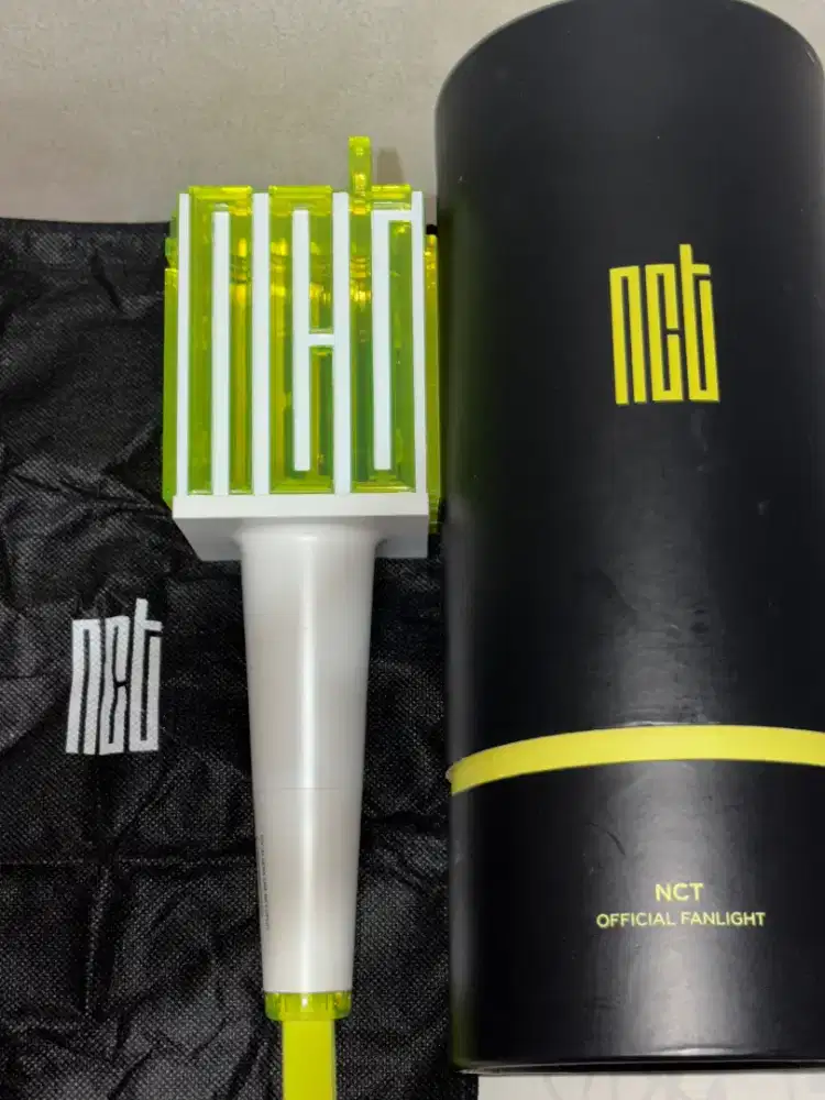 NCT Official LightStick Ver.1 (Neobong)