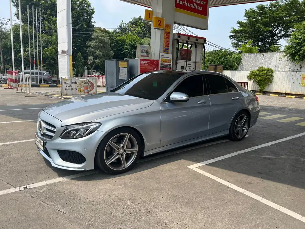 Mercedes-Benz C250 2015 Bensin