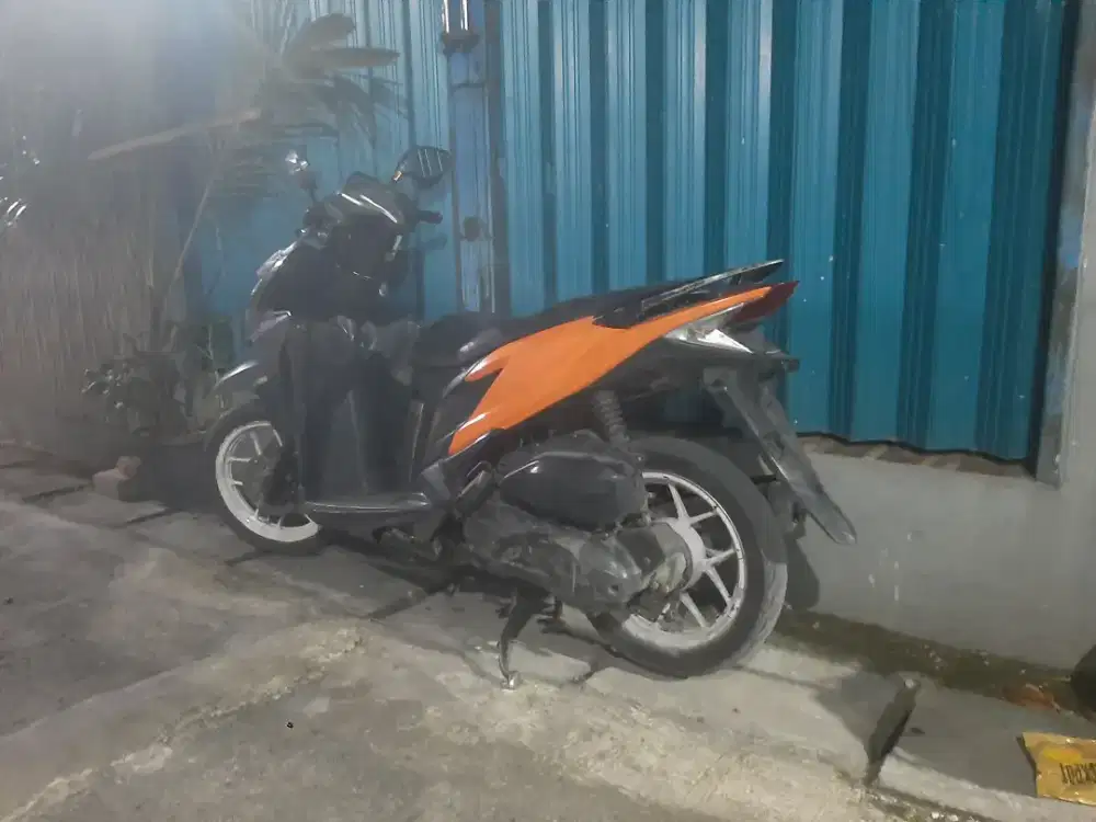 Dijual vario kzr 2012 apa adanya