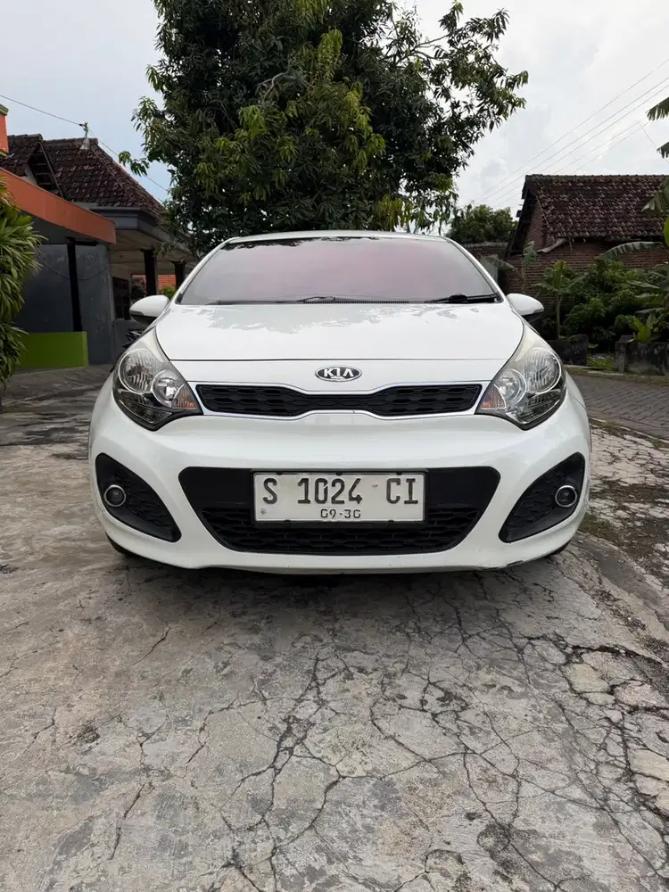 Kia Rio 2012 Bensin