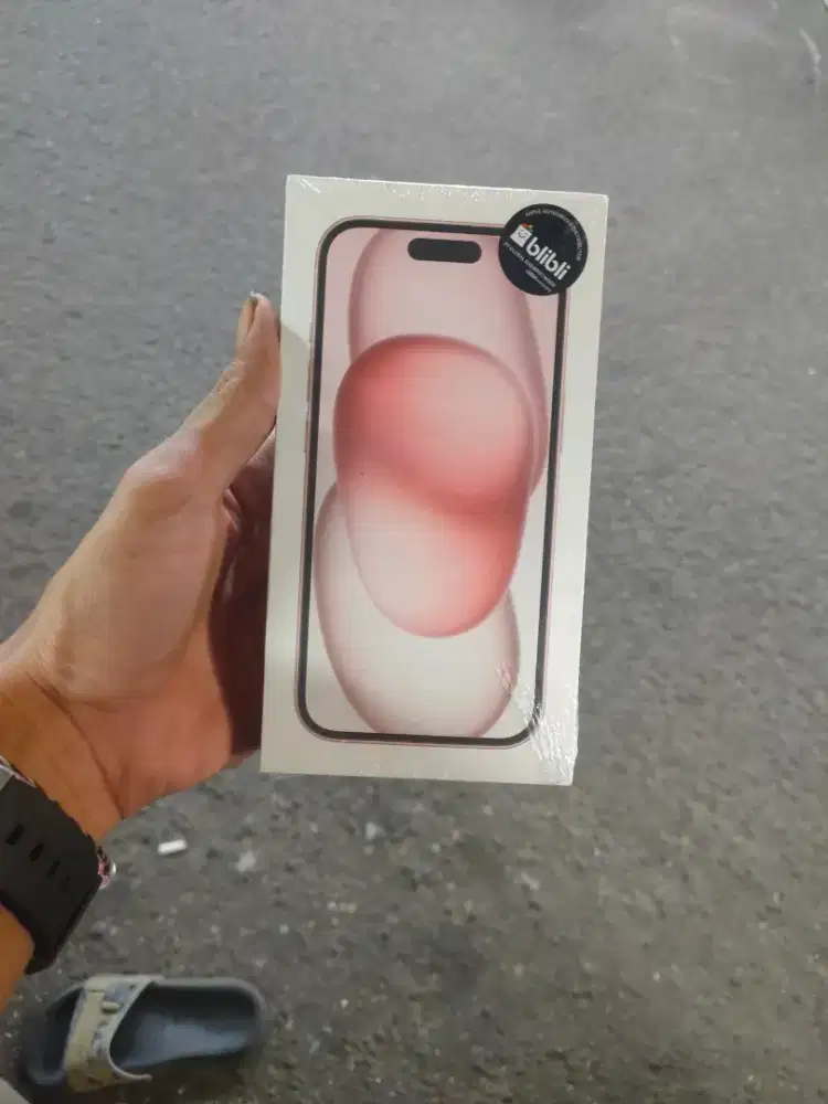 IPHONE 15 BASIC NEW SEGEL 128GB