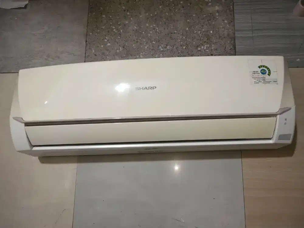 Indor ac sharp setengah pk thailand