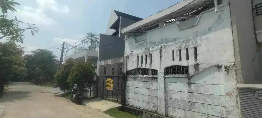 Dijual Tanah Berikut Bangunan Row Jalan Besar Jatiwaringin pondok gede