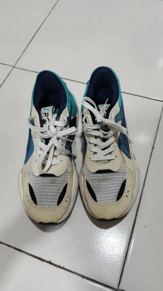 Sepatu Puma RS-X Hard Drive