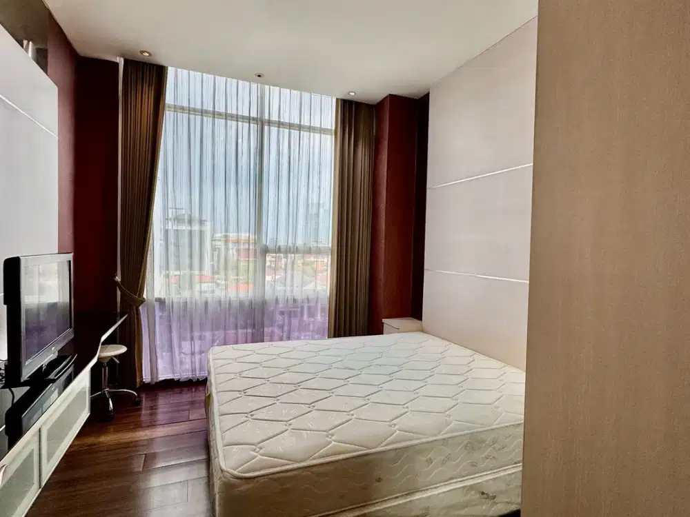 DISEWAKAN APARTEMEN TRILLIUM PUSAT KOTA 1BR LT3 FURNISH CITY VIEW