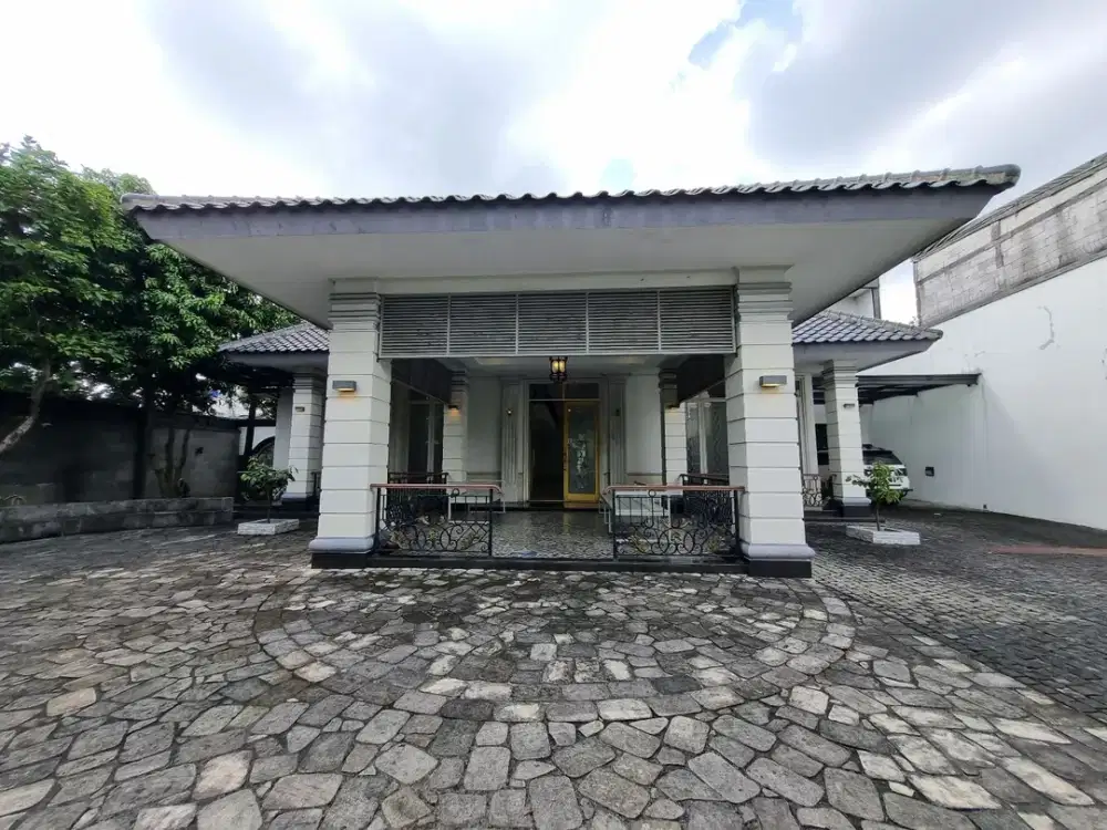 Rumah Super Lux Haji Kamang, Pondok Labu, Jakarta Selatan