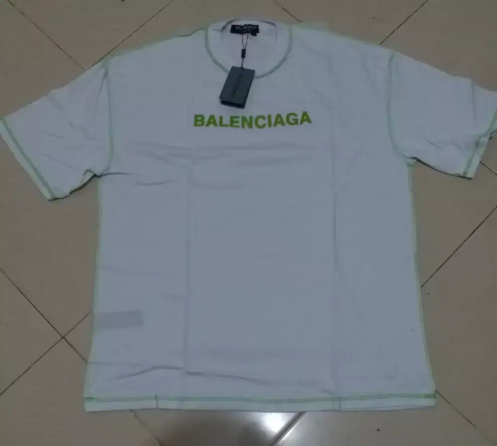 Kaos Balenciaga Originial Size XXL (LD 120) Baru Fulltag