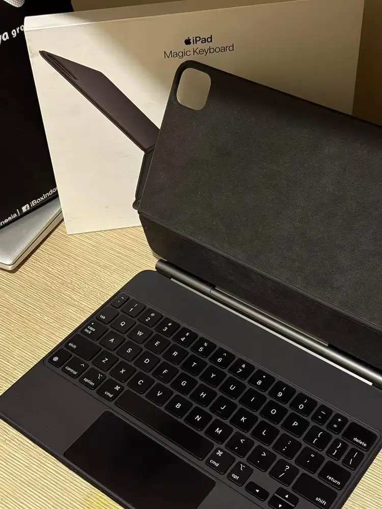 Keyboard iPad magic keyboard original
