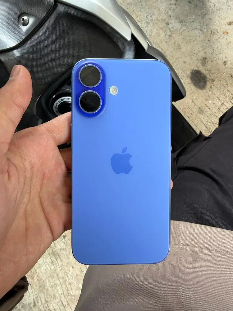 iPhone 16 Basic iBox Garansi On