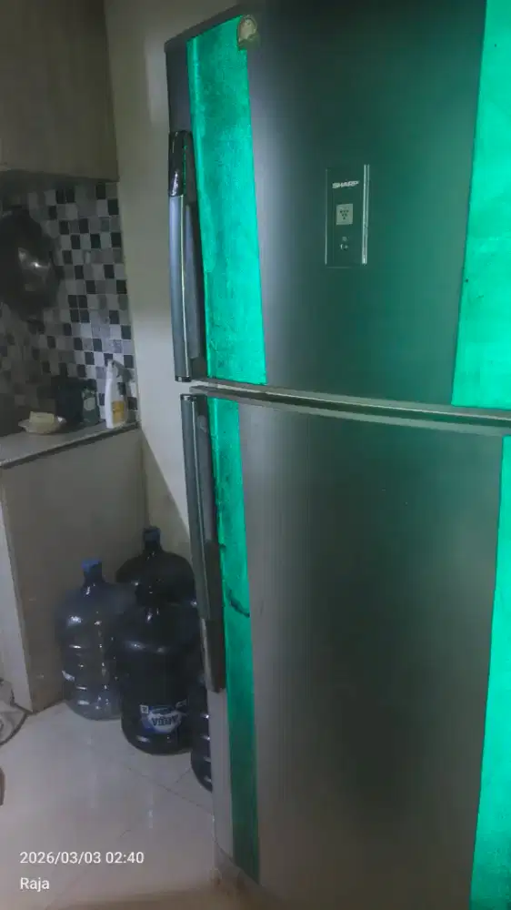 KULKAS 2 PINTU ( SHARP)