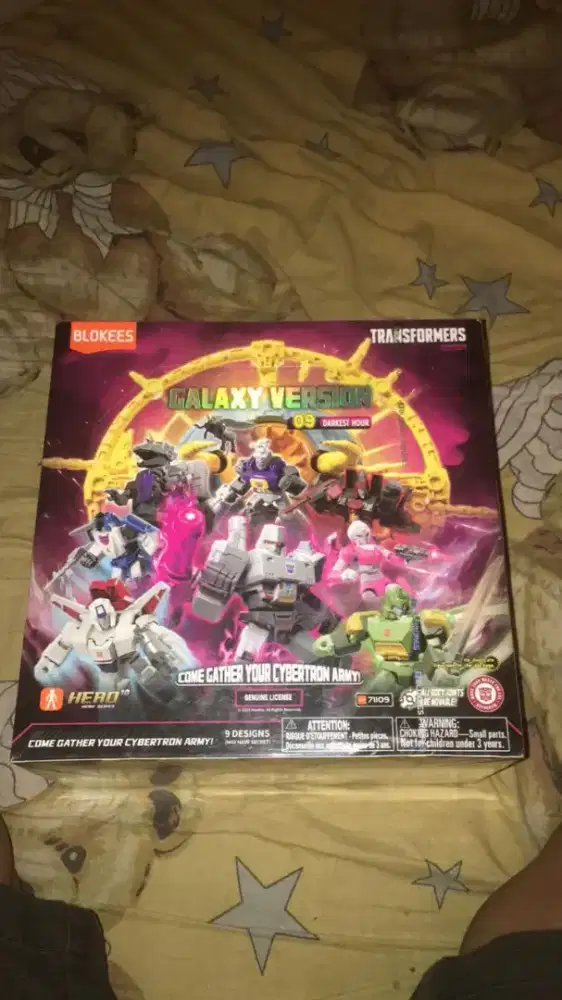 Blokees Transformers Galaxy Version 09: Darkest Hour. 