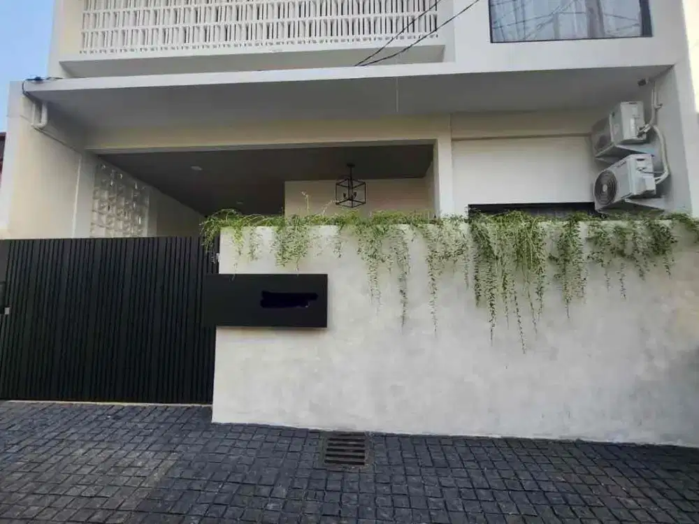 Rumah Bangunan Baru Modern Estetik di Nusa Loka BSD City