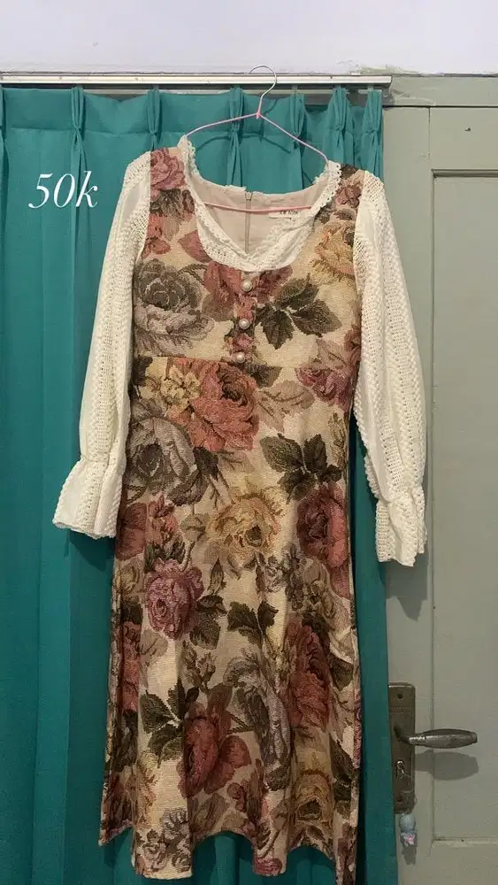 Preloved Baju Wanita - Kondisi Masih Bagus