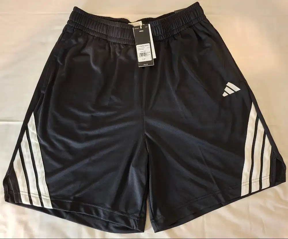 Adidas Legends 3-Stripes Men’s Basketball Shorts - Black (L) Original