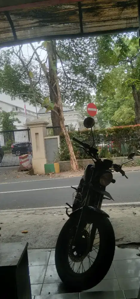 Jual motor custom Honda Tiger Revo 2012