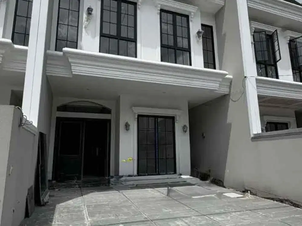 Jual Rumah Baru American Style Dharmahusada Indah Surabaya