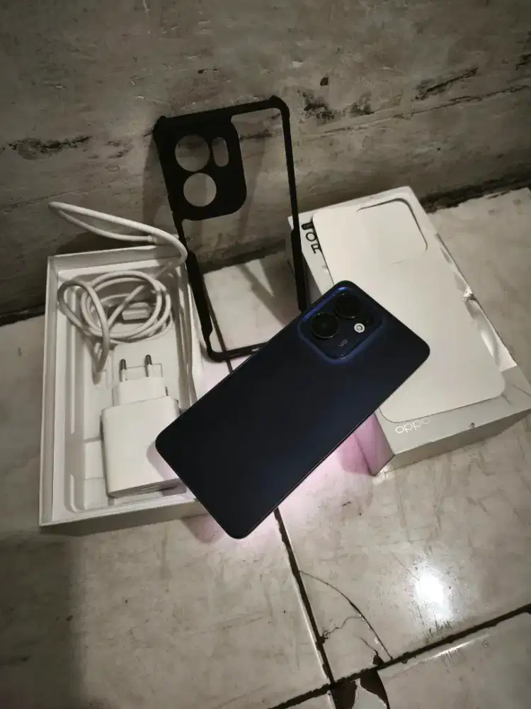 Oppo Reno 13F 5G Ram12/256 Fullset Mulus No Minus Garansi Aktiv