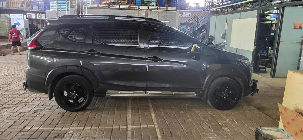 XPANDER CROSS Rockford Fosgate - Black Edition (Limited)