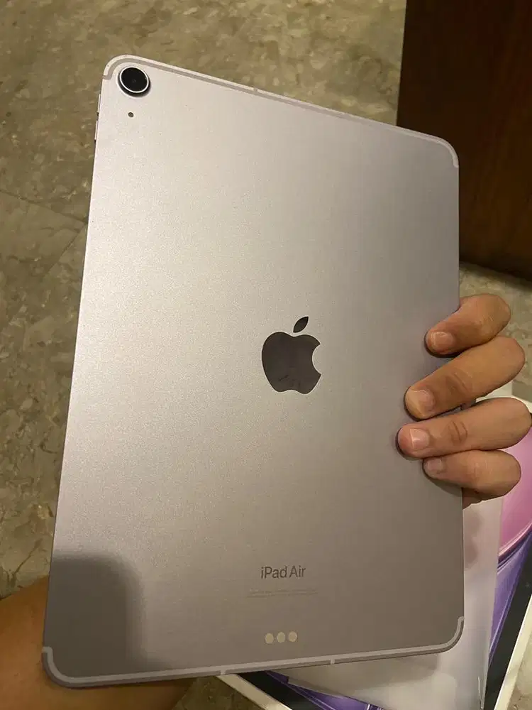 iPad Air 6 M2 128GB Wifi + Cellular Like New