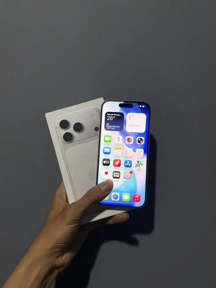 Iphone 17 pro 256 ibox like new