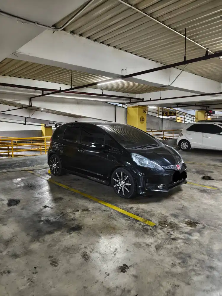 Honda Jazz RS Automatic 2012