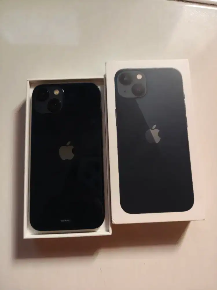 iPhone 13 128GB iBox