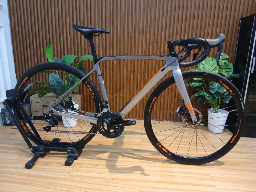 ROADBIKE POLYGON STRATTOS S7D SIZE S 2020