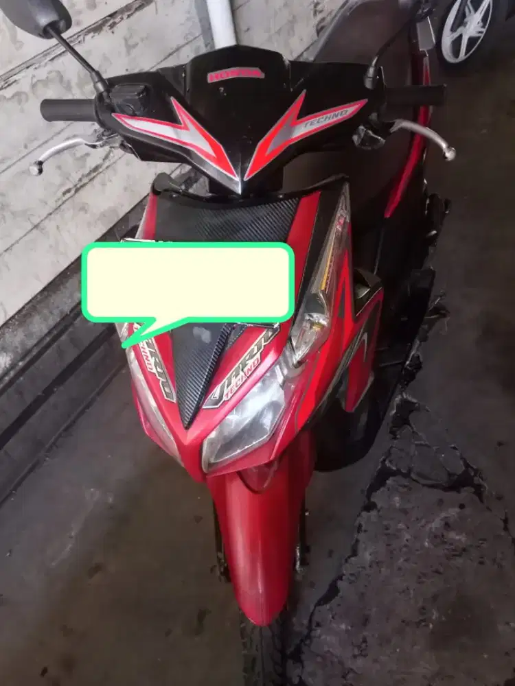 Di jual Honda Vario Tecno 2011