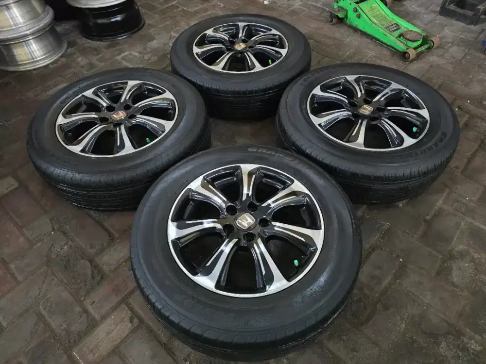 Velg Ban Tbal Ori CRV R17 Innova Reborn Zenix Hilux Rangga Rush Terios