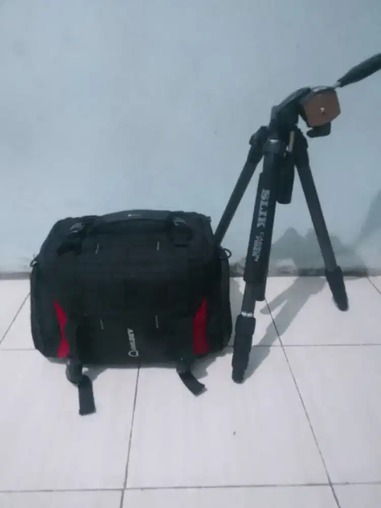 Tripod kamera slik carbon fiber & tas kamera merek delsey
