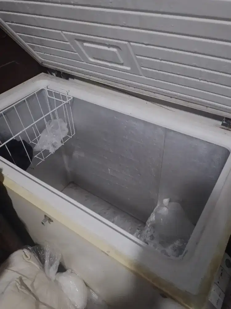 Freezer box Gea 210 liter