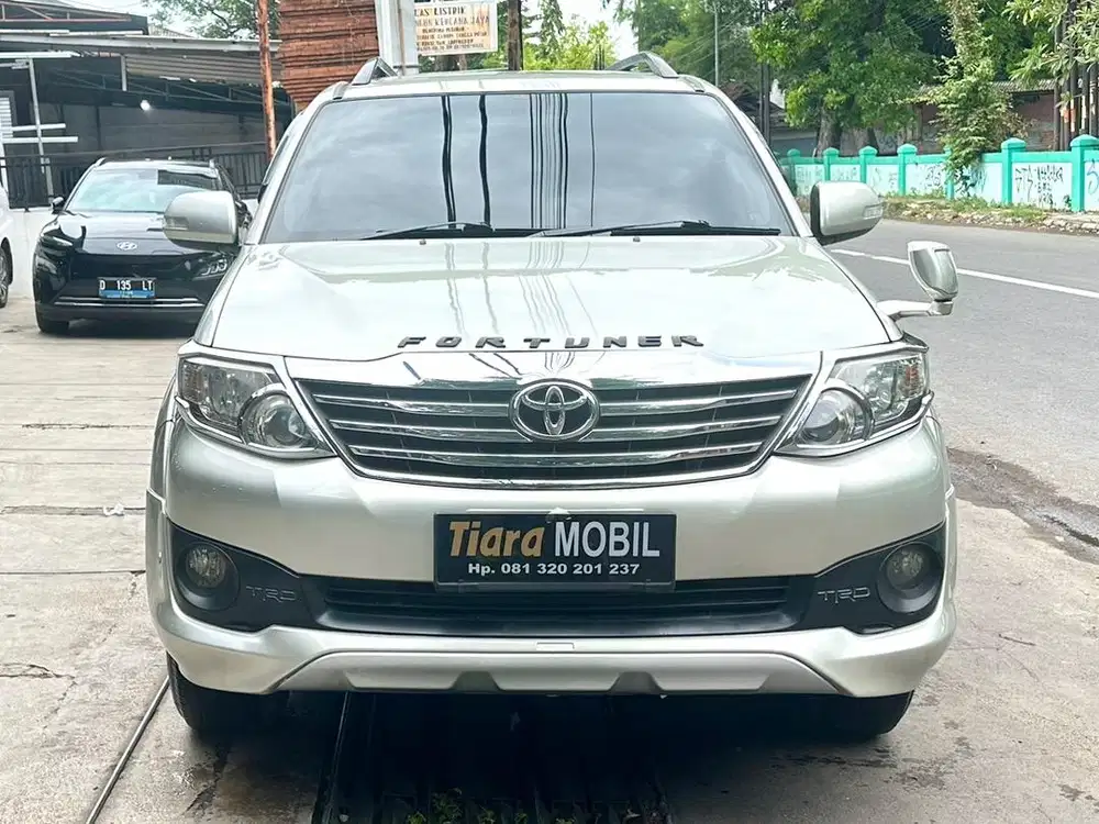 Toyota Fortuner 2.5 G TRD Solar Automatic Th 2012
