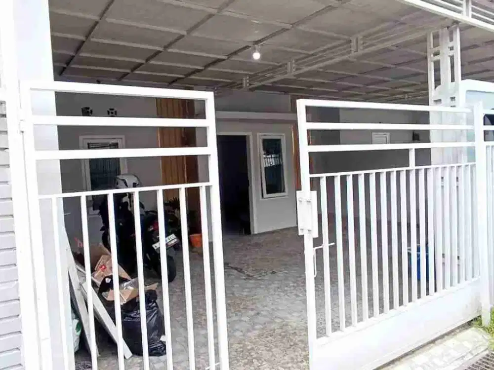 dijual rumah nyaman tinggal masuk lokasi pinggir jalan