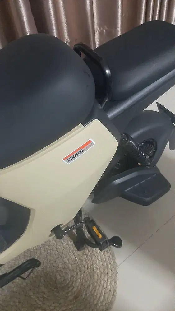 Jual Selis Uwinfly D60 Cream.