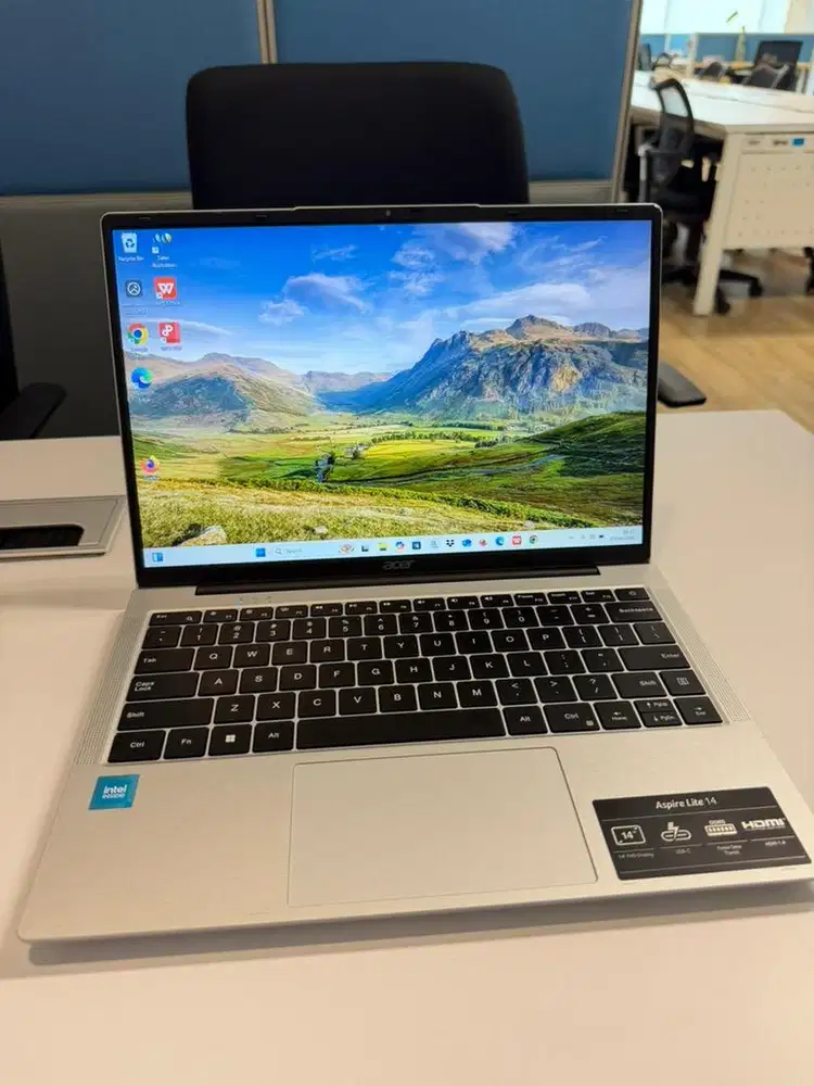 Laptop aspire lite 14