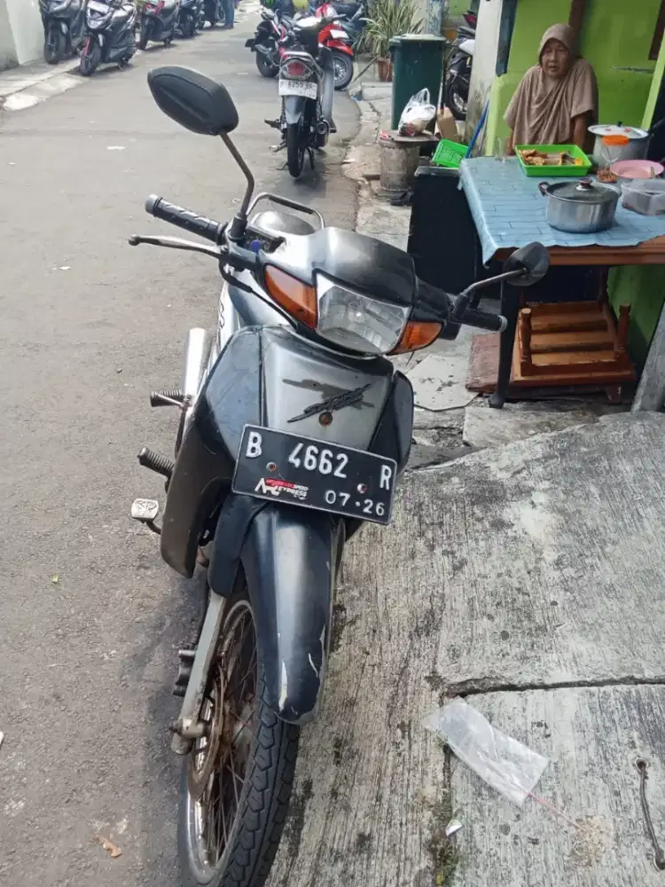 Honda Supra x milenium THN 2000