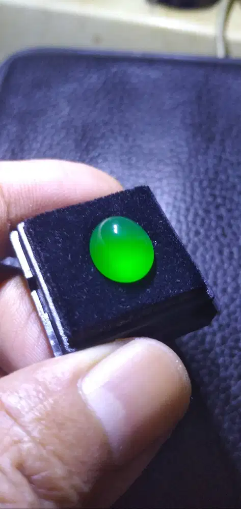 Natural Jadeite Jade ( Giok Burma )