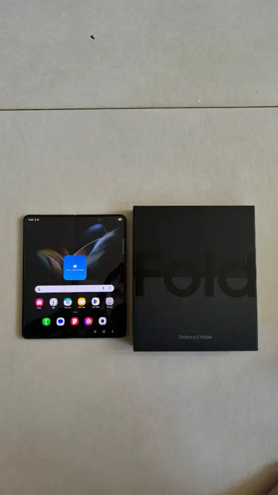 Di jual samsung galaxy z fold 4  Ram 12 gb Memori 1Tb