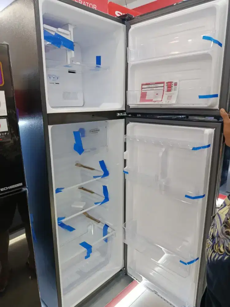 Kulkas 2 pintu Sharp cicilan ringan