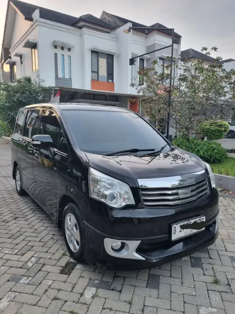 Toyota Nav1 tipe V pajak 01-2027 terawat
