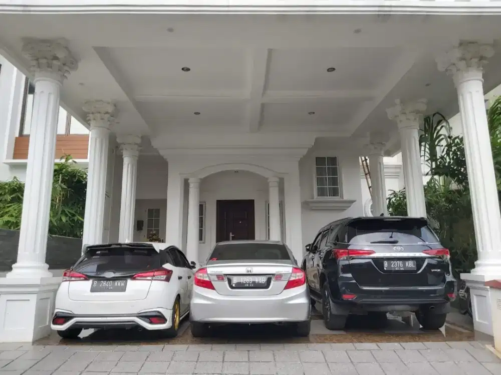 Dijual Rumah TERAWAT Cibubur